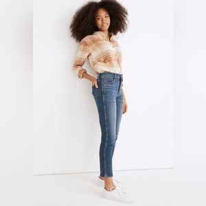 Madewell Curvy Stovepipe Jeans in Dearham Wash, size 25